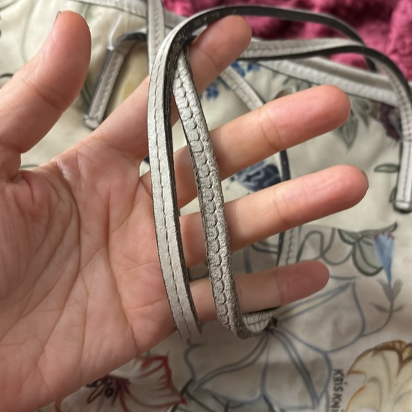 Authentic Gucci flower bag by Chris Knight bad condition 🙈 - Picture 7 of 9